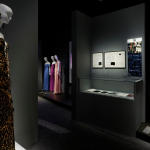 L'exposition Yves Saint Laurent au Musée des Tissus © Pierre Verrier